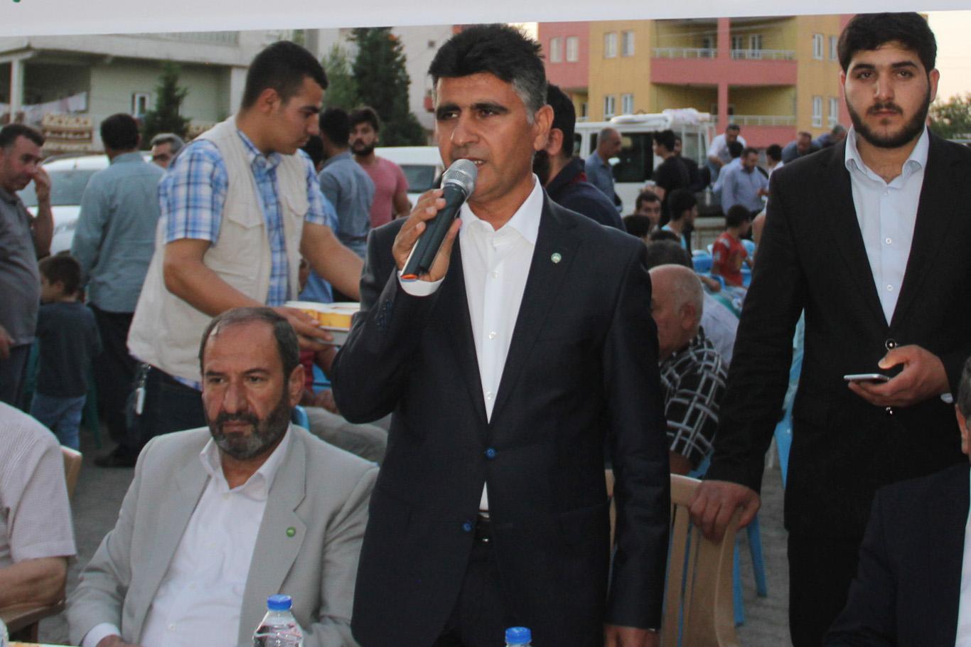 "Bugünkü sıkıntılar bizi ümitsizliğe sevk etmemeli" "Bugünkü sıkıntılar bizi ümitsizliğe sevk etmemeli"
